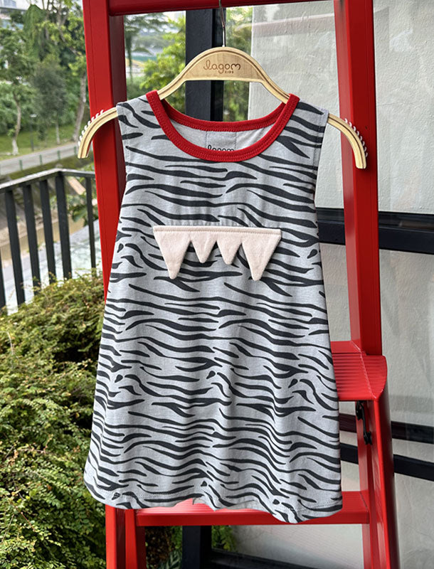 NEW ROAR Sleeveless Girl A Line Dress