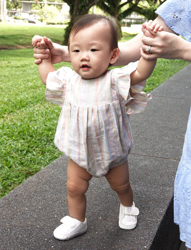 Natur Cotton Linen Flutter Sleeves Baby Onesie