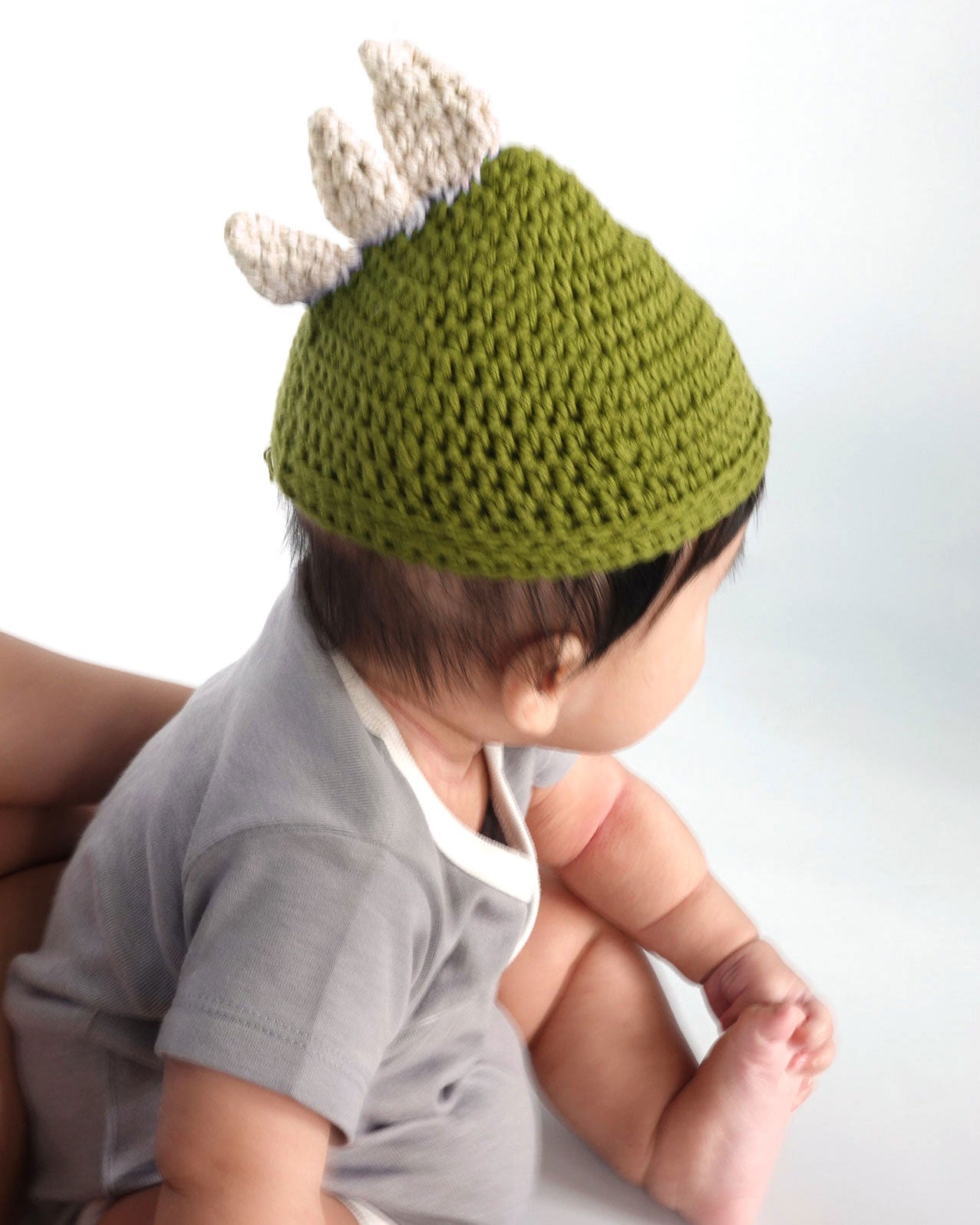 New Born Crochet Dino with CREAM SPIKES Hat - Limited Collection